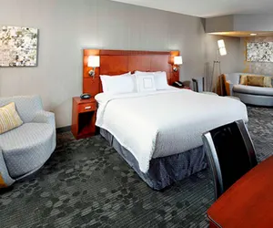 Photo 4 - Courtyard by Marriott Akron Stow