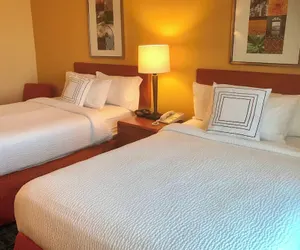 Photo 4 - Fairfield Inn & Suites by Marriott Sacramento Airport Natomas