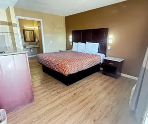 Photo 5 - Valley Inn