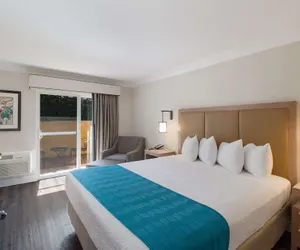 Photo 5 - Best Western Woodland Hills Inn