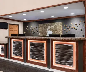 Photo 5 - Best Western Premier Bridgewood Resort Hotel