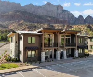 Photo 2 - Montclair at Zion