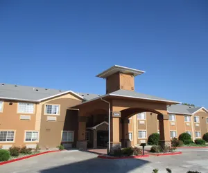 Photo 2 - Best Western Emporia Inn