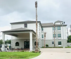 Photo 2 - Americas Best Value Inn La Porte