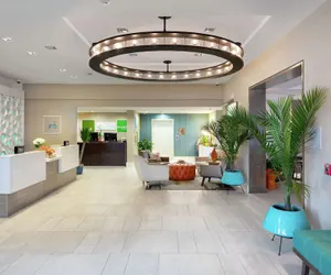 Photo 5 - DoubleTree by Hilton Hotel Galveston Beach