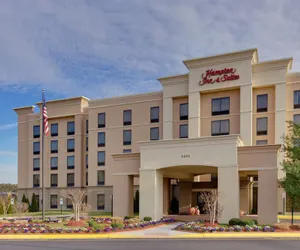 Photo 2 - Hampton Inn & Suites Fredericksburg South