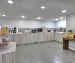 Photo 4 - Gatlinburg River Inn