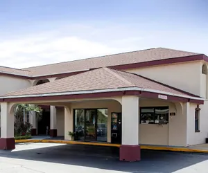 Photo 2 - Red Roof Inn Sumter