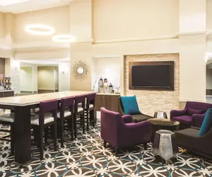 Photo 3 - La Quinta Inn & Suites by Wyndham Newark - Elkton