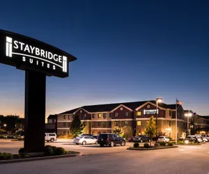 Photo 2 - Staybridge Suites O'Fallon Chesterfield by IHG