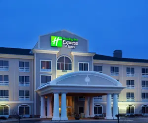 Photo 2 - Holiday Inn Express Hotel & Suites Rockford-Loves Park, an IHG Hotel