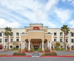 Photo 2 - Hampton Inn And Suites Hemet