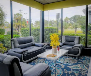 Photo 4 - Super 8 by Wyndham Hardeeville/Savannah North