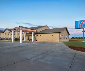Photo 2 - Motel 6 Percival, IA