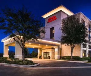 Photo 2 - Hampton Inn & Suites Schertz