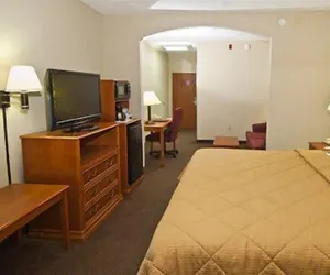 Photo 4 - Comfort Inn & Suites Pauls Valley - City Lake