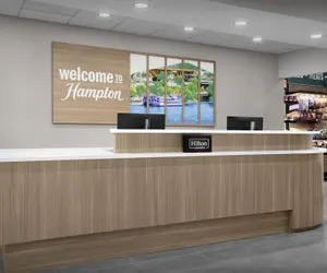 Photo 4 - Hampton Inn Lenoir City