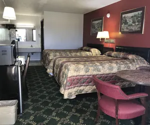 Photo 3 - Budget Host Inn Greenup