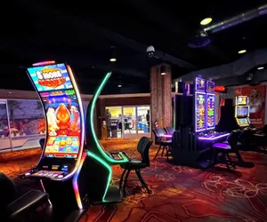 Photo 4 - OYO Hotel and Casino Las Vegas