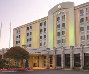 Photo 2 - DoubleTree by Hilton Pittsburgh Airport