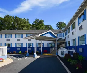 Photo 2 - Days Inn by Wyndham Chincoteague Island