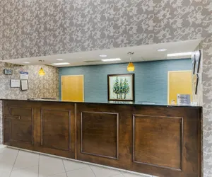 Photo 4 - Best Western Plus Richmond Hill Inn
