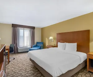 Photo 5 - Best Western Plus Richmond Hill Inn