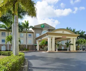 Photo 2 - Holiday Inn Express & Suites Florida City, an IHG Hotel