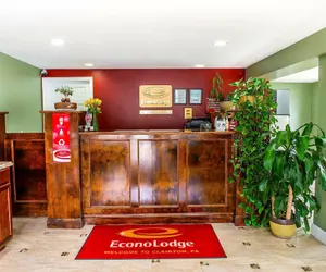 Photo 4 - Econo Lodge Jefferson Hills Hwy 51