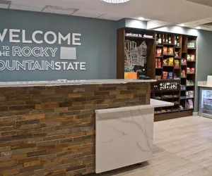 Photo 2 - Hampton Inn & Suites Denver-Speer Boulevard