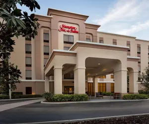 Photo 2 - Hampton Inn & Suites Largo