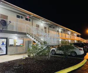 Photo 2 - Host Inn