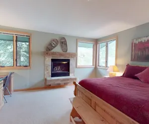 Photo 4 - Tamarack Townhomes - CoralTree Residence Collection