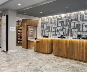 Photo 4 - Courtyard by Marriott Athens Downtown
