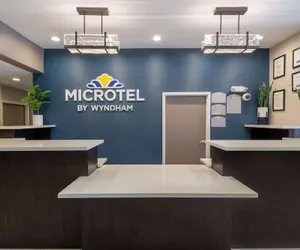 Photo 3 - Microtel Inn & Suites by Wyndham Tracy