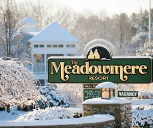 Photo 3 - Meadowmere Resort