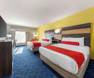 Photo 5 - Best Western Plus Midwest City Inn & Suites