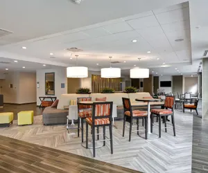 Photo 5 - Home2 Suites by Hilton Dallas Downtown at Baylor Scott & White