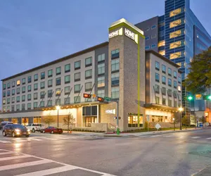 Photo 2 - Home2 Suites by Hilton Dallas Downtown at Baylor Scott & White