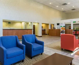 Photo 3 - GreenRidge Hotel