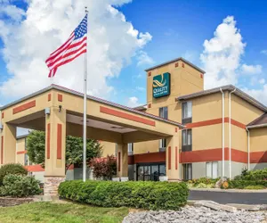 Photo 2 - Quality Inn & Suites