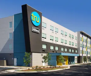 Photo 2 - Tru by Hilton Tallahassee Central