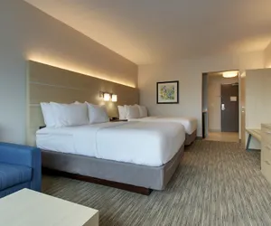 Photo 5 - Holiday Inn Express and Suites-Elizabethtown North, an IHG Hotel