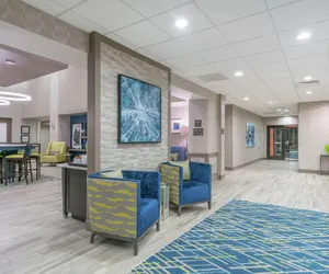 Photo 5 - Hampton Inn & Suites Glenarden/Washington DC