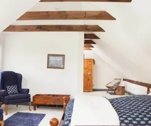 Photo 5 - Featherbed Inn