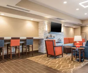 Photo 3 - Comfort Suites Florence - Cincinnati South