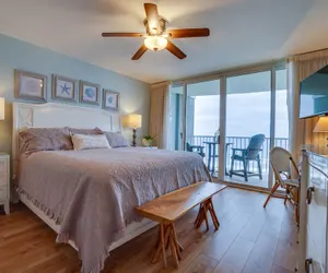 Photo 4 - Long Beach Resort by Panhandle Getaways
