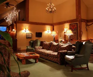 Photo 4 - Mountain Lake Lodge