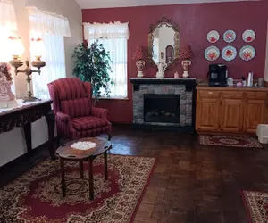 Photo 3 - Victorian Inn