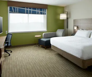 Photo 4 - Holiday Inn Express & Suites-Cincinnati North - Liberty Way, an IHG Hotel